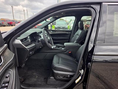 2027 Jeep Grand Cherokee Limited Reserve 4x4