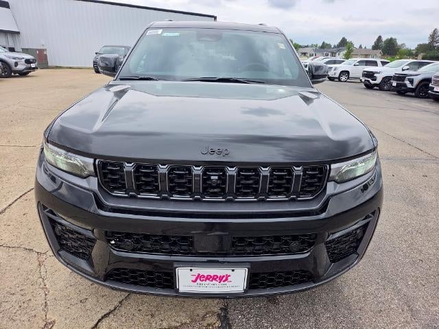 2027 Jeep Grand Cherokee Limited Reserve 4x4