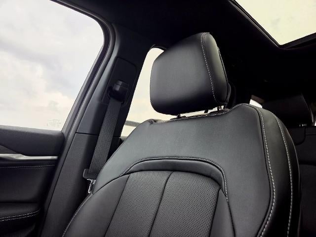 2027 Jeep Grand Cherokee Limited Reserve 4x4