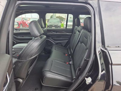 2027 Jeep Grand Cherokee Limited Reserve 4x4