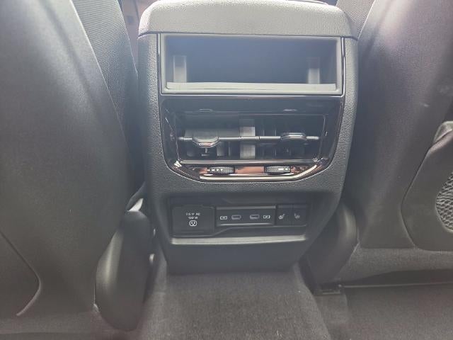 2027 Jeep Grand Cherokee Limited Reserve 4x4
