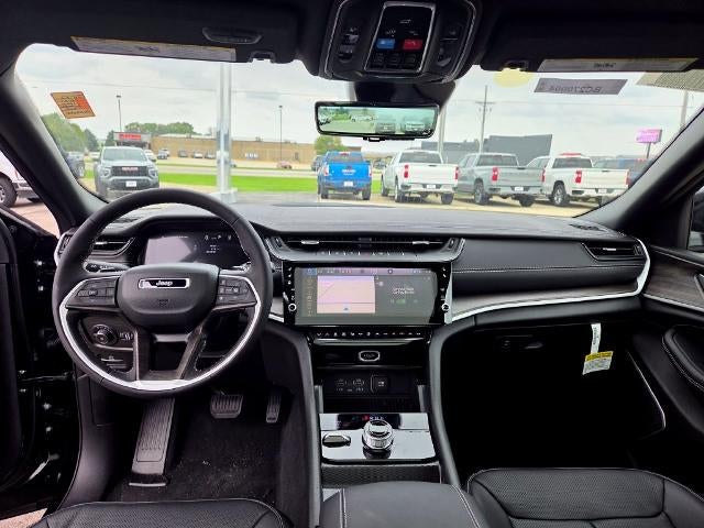 2027 Jeep Grand Cherokee Limited Reserve 4x4