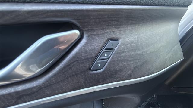 2025 Jeep Grand Cherokee L Limited 4x4