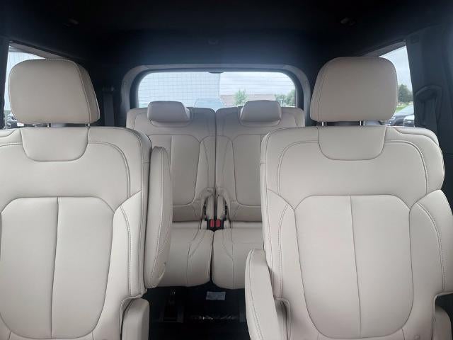 2027 Jeep Grand Cherokee L Limited 4x4