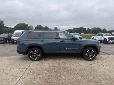 2027 Jeep Grand Cherokee L Limited 4x4