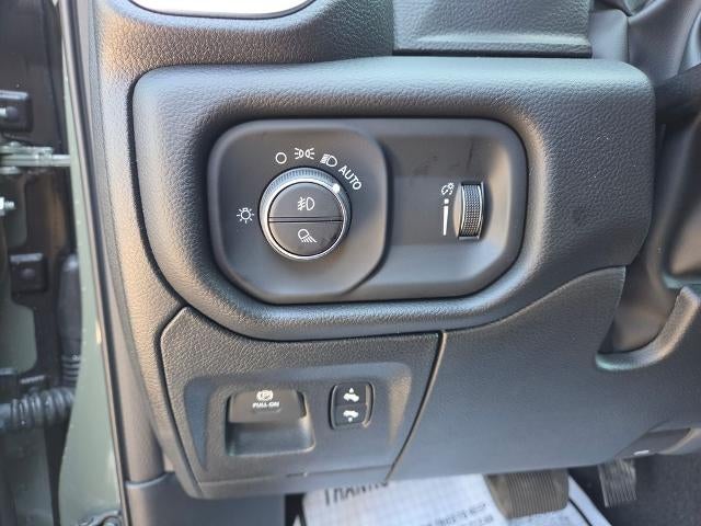 2026 RAM 1500 Big Horn 4x4 Crew Cab 5'7" Box
