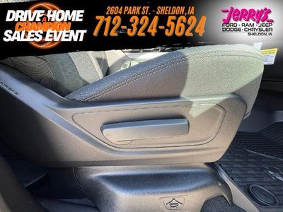 2026 RAM 1500 Big Horn 4x4 Crew Cab 5'7" Box