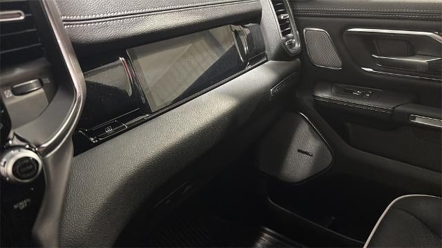 2025 RAM 1500 Laramie 4x4 Crew Cab 5'7" Box