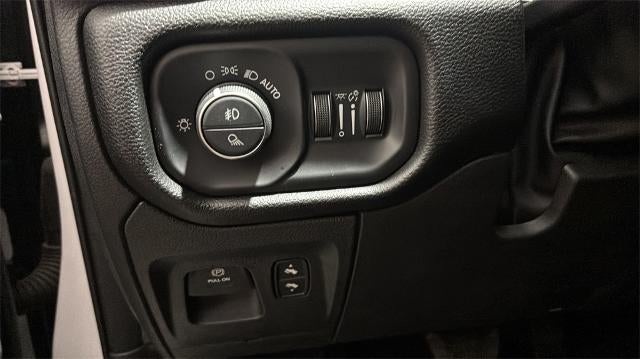 2025 RAM 1500 Laramie 4x4 Crew Cab 5'7" Box