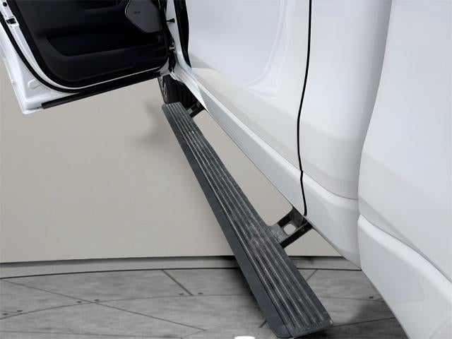 2025 RAM 1500 Laramie 4x4 Crew Cab 5'7" Box