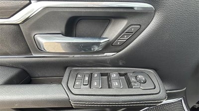 2026 RAM 1500 Laramie 4x4 Crew Cab 5'7" Box