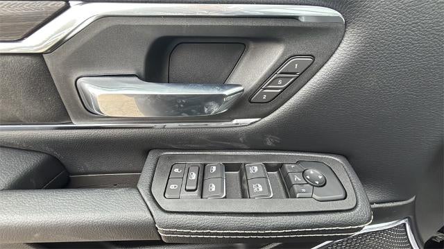 2026 RAM 1500 Laramie 4x4 Crew Cab 5'7" Box