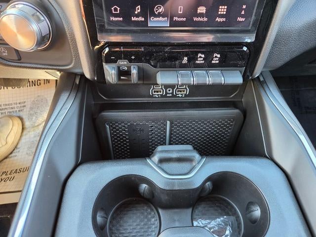 2026 RAM 1500 Laramie 4x4 Crew Cab 5'7" Box