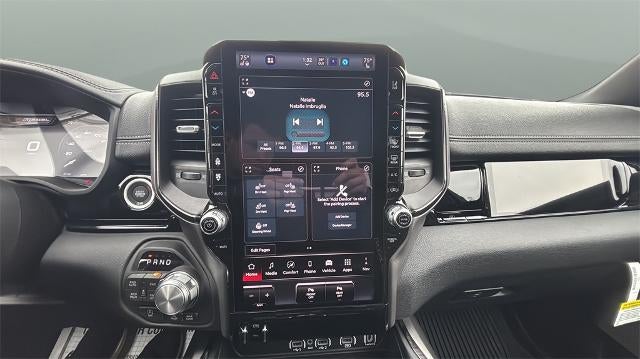 2026 RAM 1500 Rebel 4x4 Crew Cab 5'7" Box