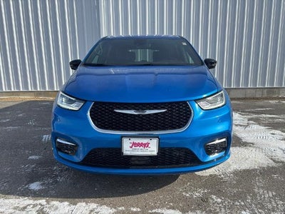 2026 Chrysler Pacifica Select AWD