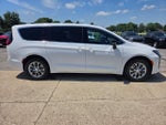 2027 Chrysler Pacifica Select AWD