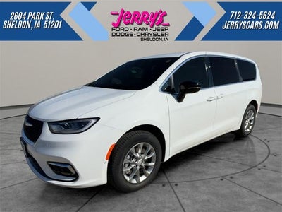 2026 Chrysler Pacifica Select AWD