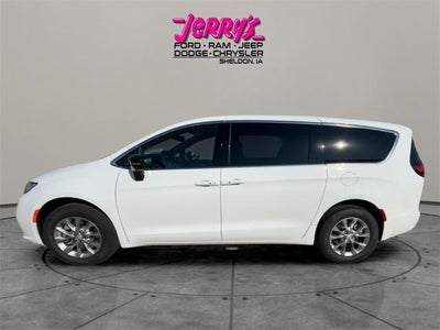 2026 Chrysler Pacifica Select AWD