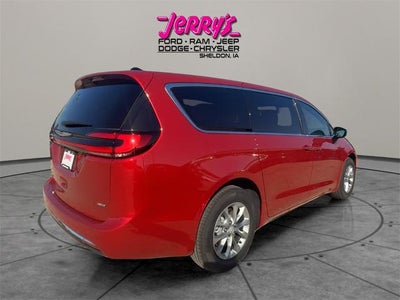 2026 Chrysler Pacifica Select AWD