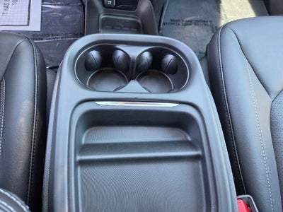 2027 Chrysler Pacifica Select AWD