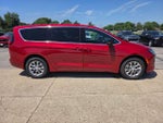 2027 Chrysler Pacifica Select AWD