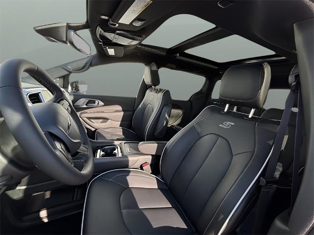2026 Chrysler Pacifica Limited AWD