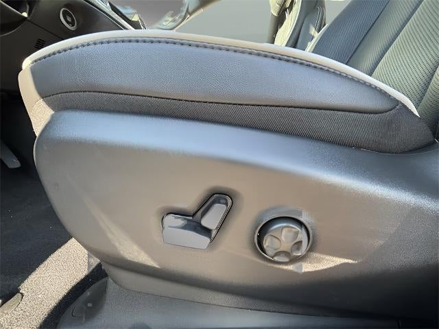 2026 Chrysler Pacifica Limited AWD