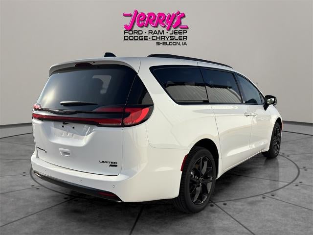 2026 Chrysler Pacifica Limited AWD