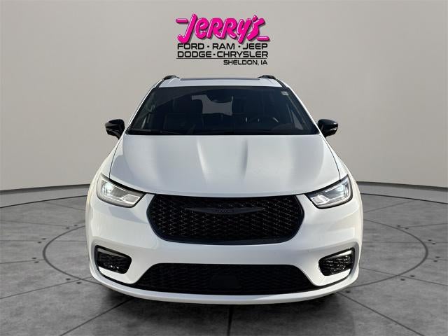 2026 Chrysler Pacifica Limited AWD