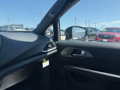 2027 Chrysler Pacifica Limited AWD