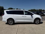 2027 Chrysler Pacifica Limited AWD