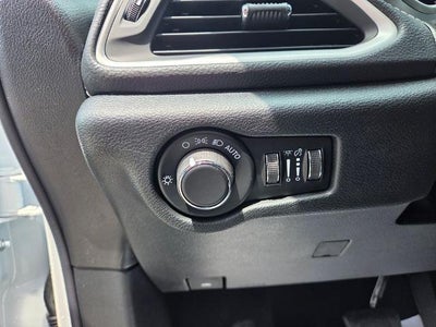2027 Chrysler Pacifica Limited AWD