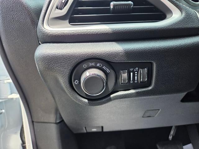 2027 Chrysler Pacifica Limited AWD