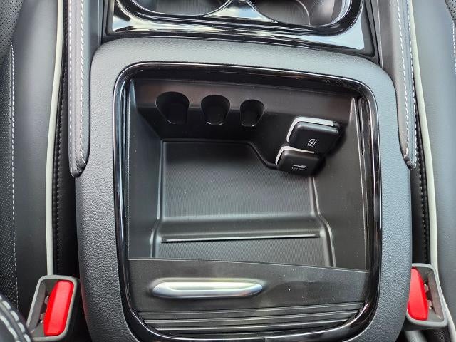 2027 Chrysler Pacifica Limited AWD
