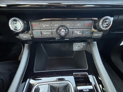 2026 Jeep Compass Latitude 4x4 *Ltd Avail*