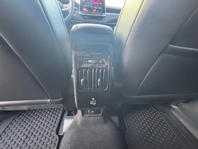 2026 Jeep Compass Latitude 4x4 *Ltd Avail*