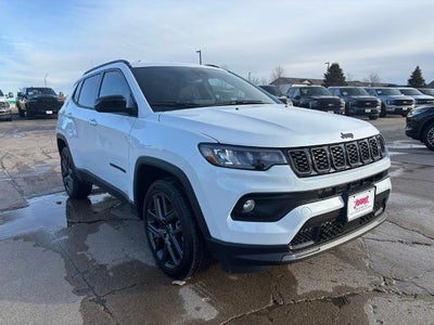 2026 Jeep Compass Latitude 4x4 *Ltd Avail*