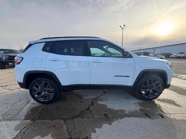 2026 Jeep Compass Latitude 4x4 *Ltd Avail*