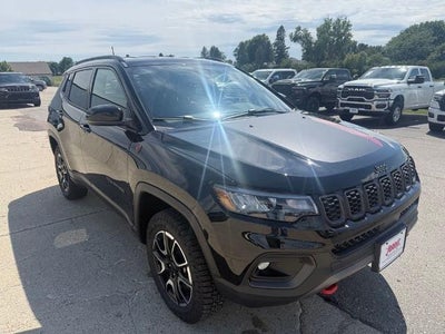 2026 Jeep Compass Trailhawk 4x4 *Ltd Avail*