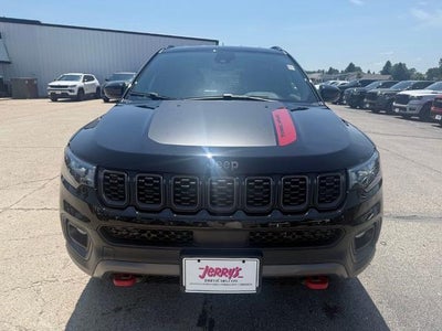 2026 Jeep Compass Trailhawk 4x4 *Ltd Avail*