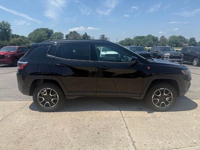 2026 Jeep Compass Trailhawk 4x4 *Ltd Avail*