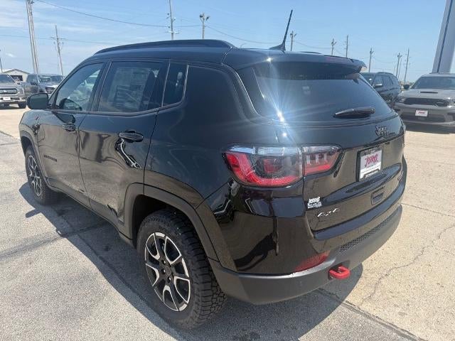 2026 Jeep Compass Trailhawk 4x4 *Ltd Avail*