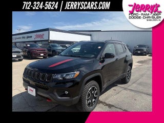 2026 Jeep Compass Trailhawk 4x4 *Ltd Avail*