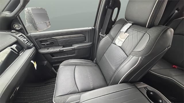 2026 RAM 2500 Limited 4x4 Crew Cab 6'4" Box