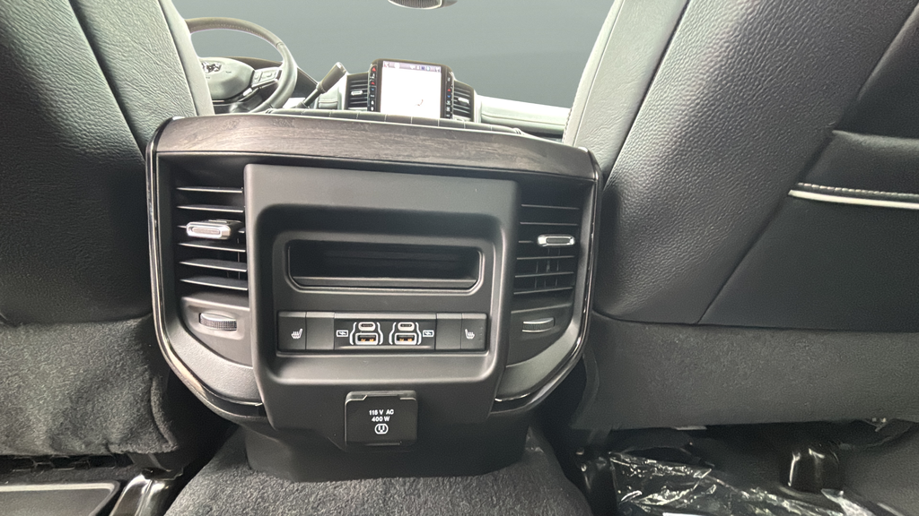 2026 RAM 2500 Limited 4x4 Crew Cab 6'4" Box