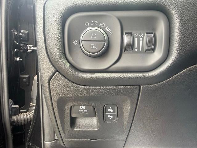 2026 RAM 1500 Big Horn 4x4 Crew Cab 5'7" Box