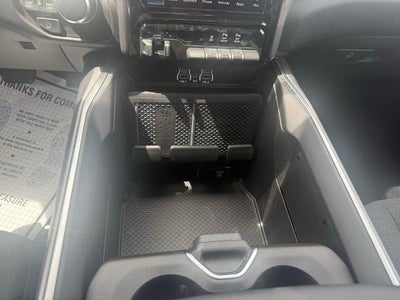 2026 RAM 1500 Big Horn 4x4 Crew Cab 5'7" Box