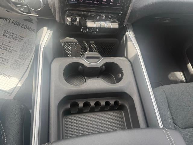 2026 RAM 1500 Big Horn 4x4 Crew Cab 5'7" Box