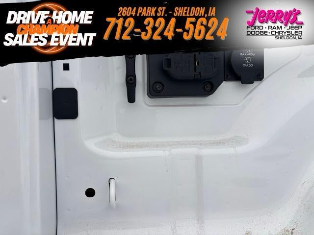 2026 RAM 2500 Tradesman 4x4 Crew Cab 6'4" Box